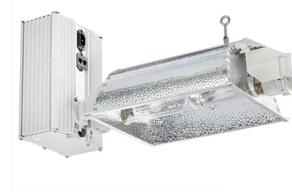 Gavita Lights And Master Controller