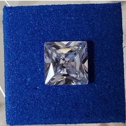 6mm 1 CT Loose AAA Brilliant White Simulated Diamond Like VVS1 Princess  Cut. This 6mm loose gemstone is a brilliant white simulated diamond with a pr