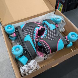 Brand New Roller Derby Roller Skates Size 8