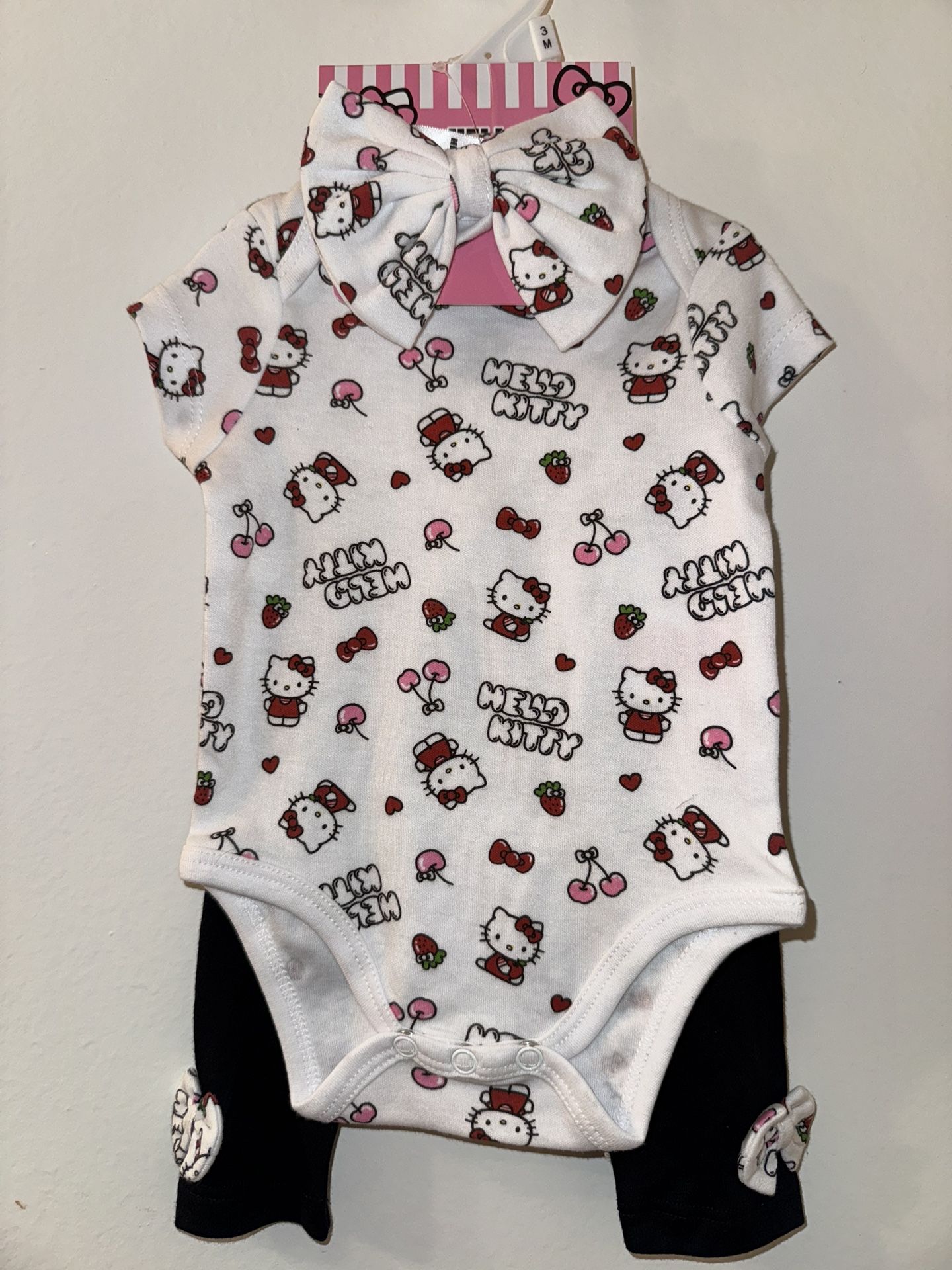 Hello Kitty Outfit -3M