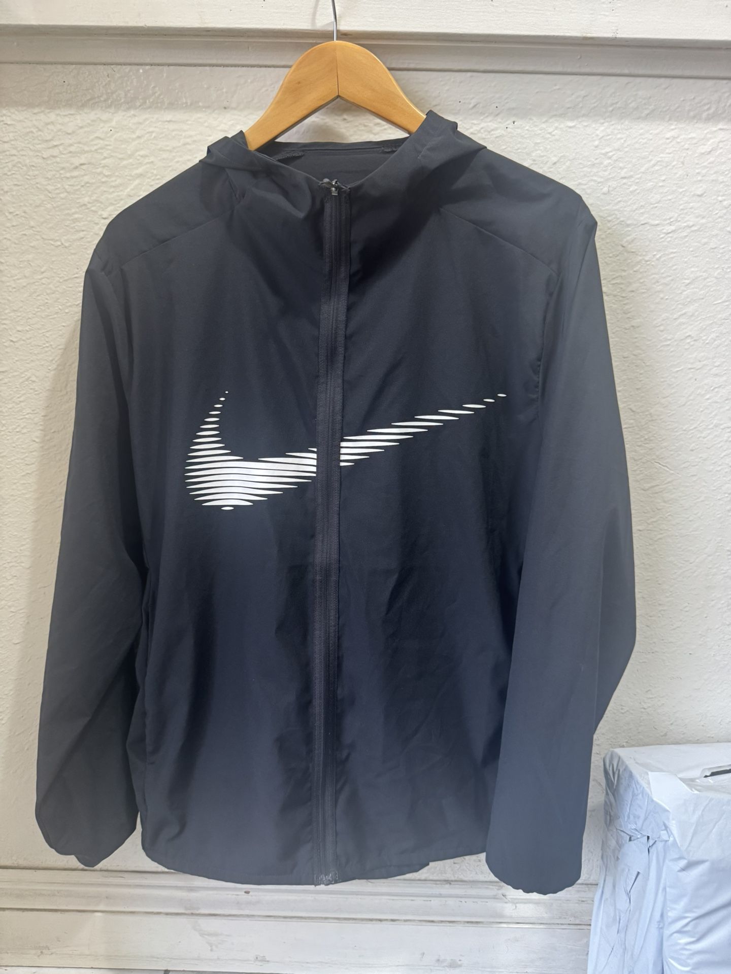 Nike Running jacket men’s Large