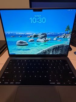 14” MacBook Pro M1 Pro with 16GB RAM and 500GB SSD. Still has 95% battery capacity and no issues with the device. Works great and runs fast. Comes wit