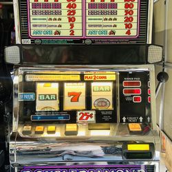 Double Diamond Slot Machine