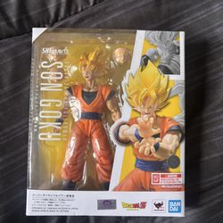 Super Saiyan Goku Sh Figuarts