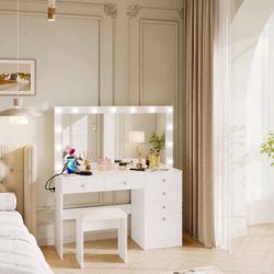 White Vanity Desk with  Mirror and Stool