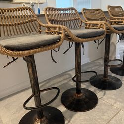 Set of 4 Wicker Bar Stools w/ Cushions – Modern Boho Style!