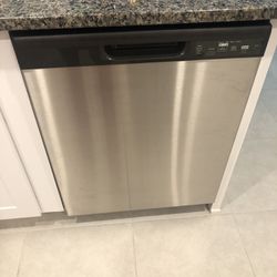 NEW GE dishwasher gdf510psr6ss