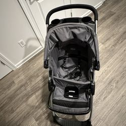 Chicco Infant Baby Car Seat W/ Stroller 