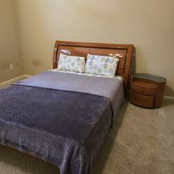 Emily Cherry Queen Bedroom Set – Global Furniture (Modern Curved Design)