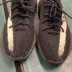 Adidas Yeezy Boost 350 V2 'Oreo' 2022