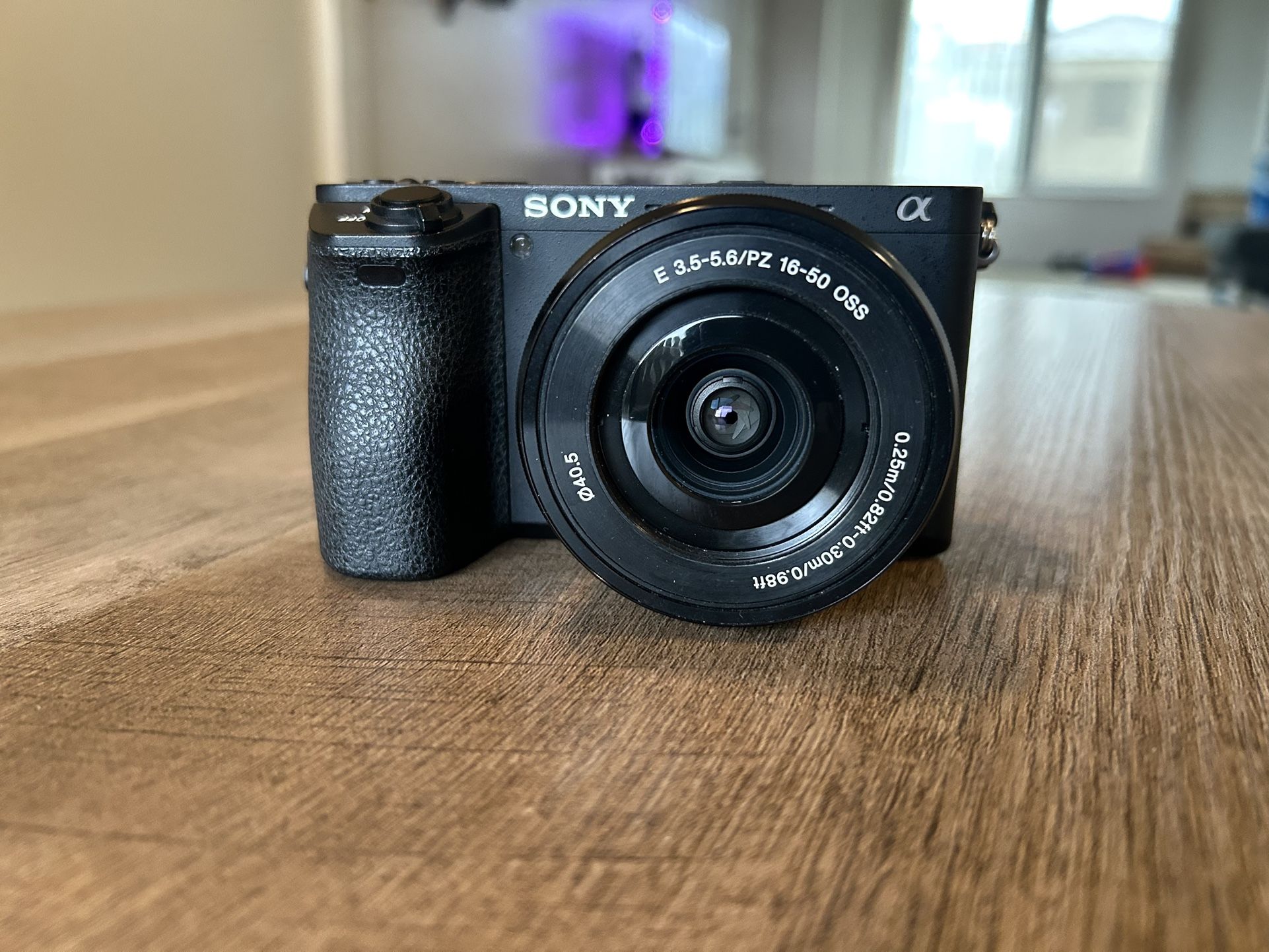 Sony A6500 With Kit Lens