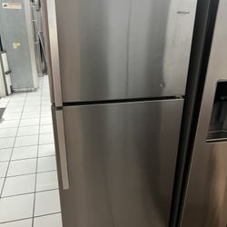 Whirlpool Top Freezer Fridge 