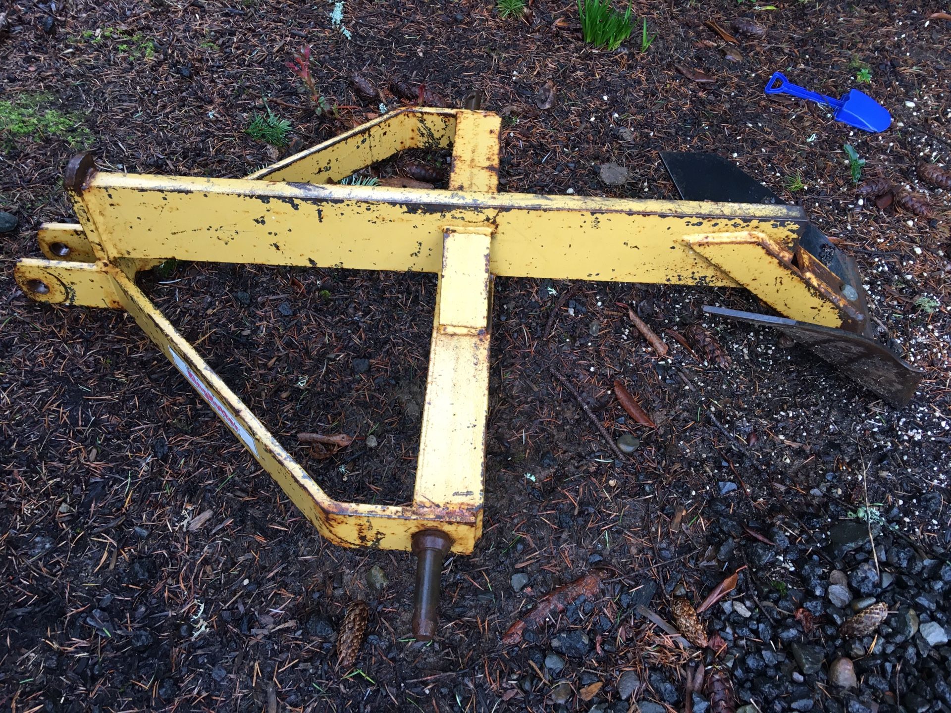 King Kutter 3pt. Plow for Sale in Oregon City, OR - OfferUp