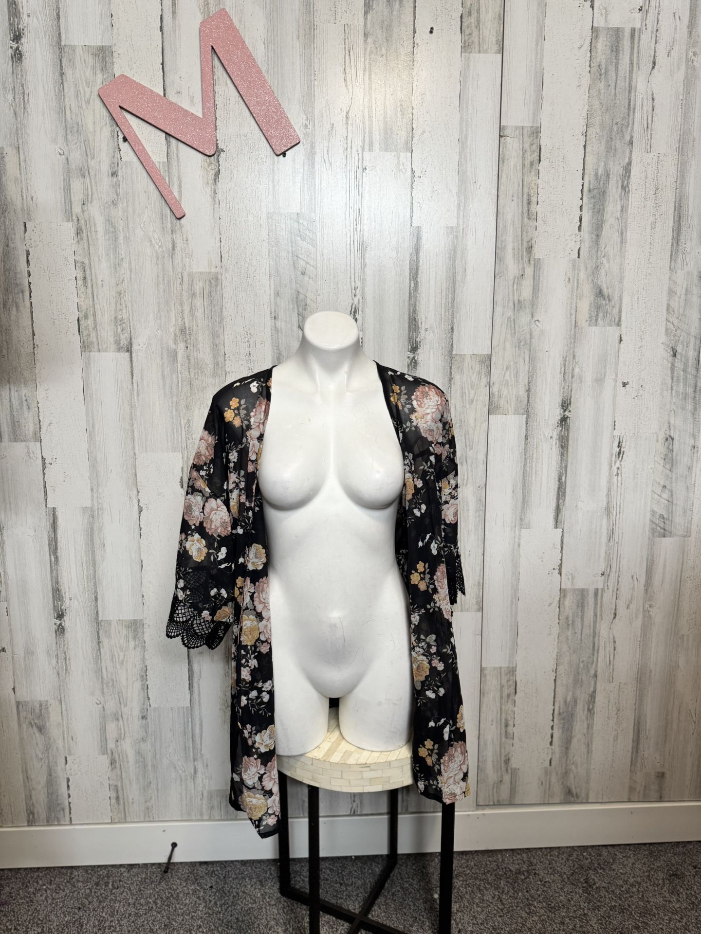 Wallflower cardigan size medium