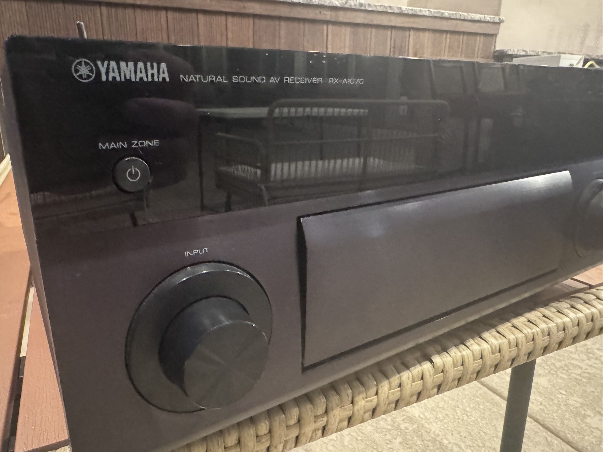 YAMAHA RX-A1070 7.2 CH AV Receiver