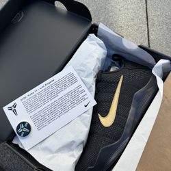 KOBE XI FTB “FADE TO BLACK” 