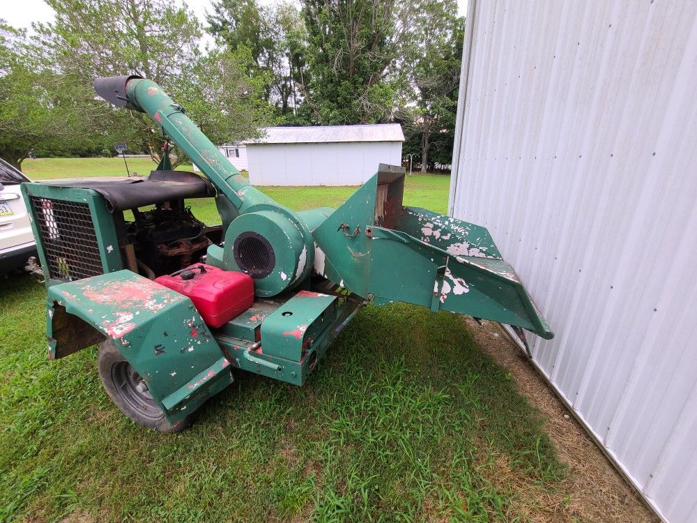 1971 Wayne 12" Chipper