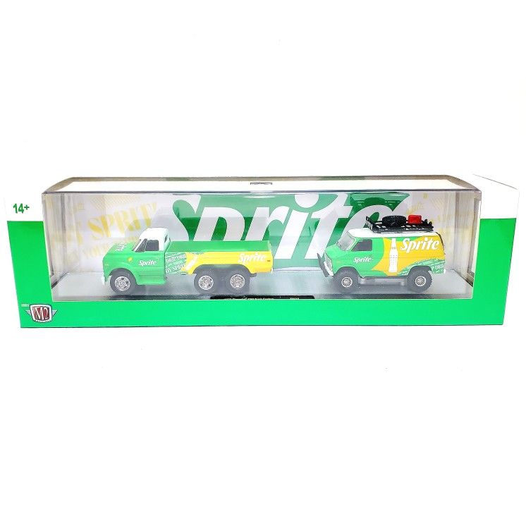 M2 Machines Auto Hauler TW38 1970 Chevrolet C60 Truck 1971 Chevy Van G10