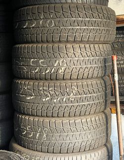225/55/18 SNOW  set of matching used tires in great condition 300$ for 4 tires plus tax.  Mount available but not included  Wheel alignment available 