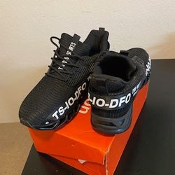 NEW in Box Sports Shoes 9.5 $20 OBO 