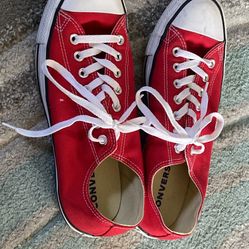 Red converse chuck Taylors 