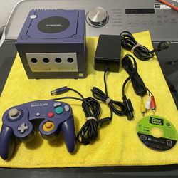 Nintendo GameCube Indigo Dol-001 