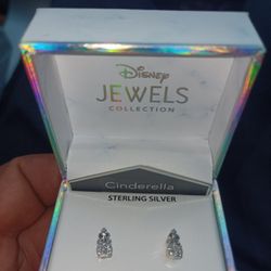 Disney Cinderella Diamond Earrings 