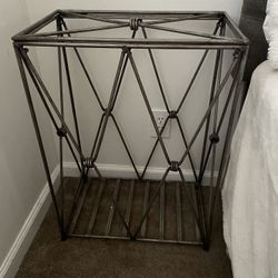 Hamper metal Iron