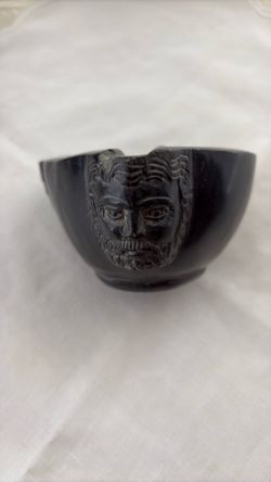Very rare black stone astray