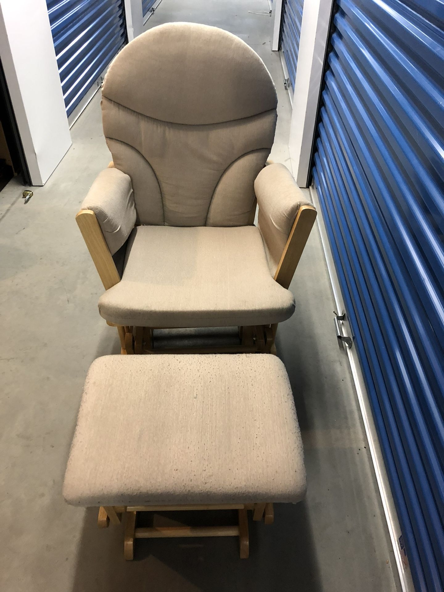 Jardine Beige Glider With Matching Beige Ottoman