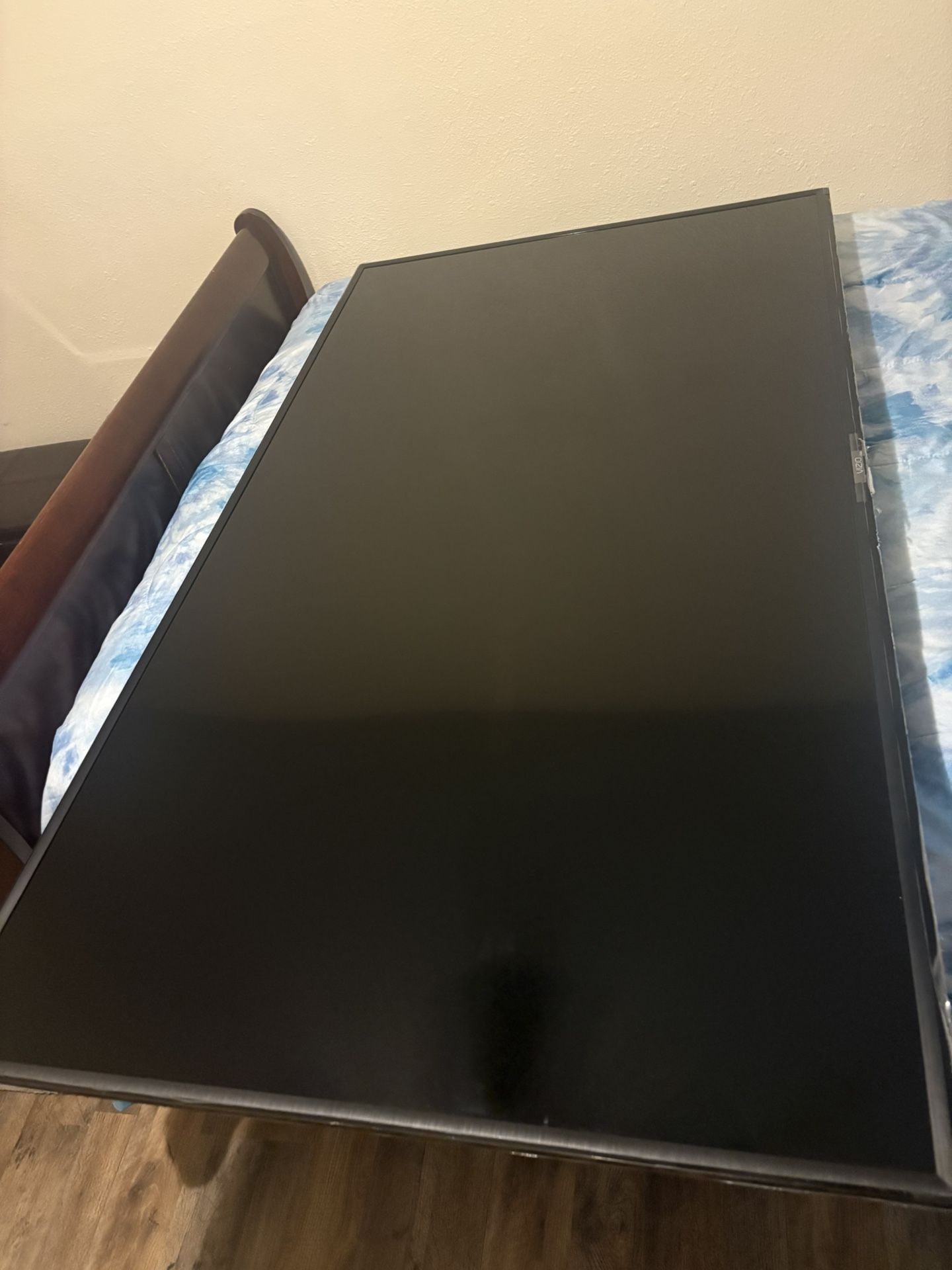 70 “Vizio Tv In Great Condition Need Gone Asap