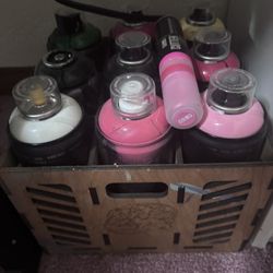 Hardcore Spray paint And Holder
