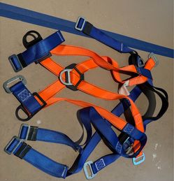 Roofing safety gear full body harness