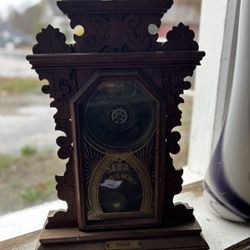 Antique Mantle Clock 