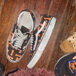 Vans  X Thrasher Old Skool. Thrasher All Over Design.
