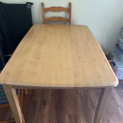 Dining table with 4 chairs n leaf extension