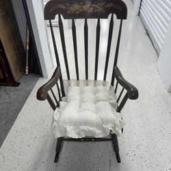 Rocking Chair Antique 