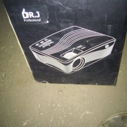 Dr J Professional Projector 