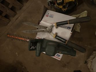 Gardening Hedge Trimmers Electric And Manual Works Good 