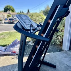 Nordictrack treadmill Heavy duty brand new