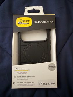 iPhone 17 Pro Otterbox Defender Case