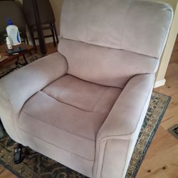 Rocker Recliner For Tall Person