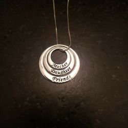 $3 Friends, Daughter, Mother Necklace