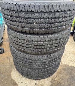 275-70R18 LT Firestone tires usadas en perfecta condición de vida set of  , (4) listas para instalar 😎🏁