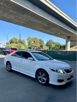 Toyota Camry 2011