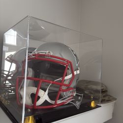 Patriots Helmet And Display Case