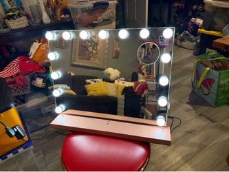 Vanity mirror