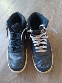 Nikes 9