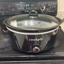 BRAND NEW CROCKPOT 