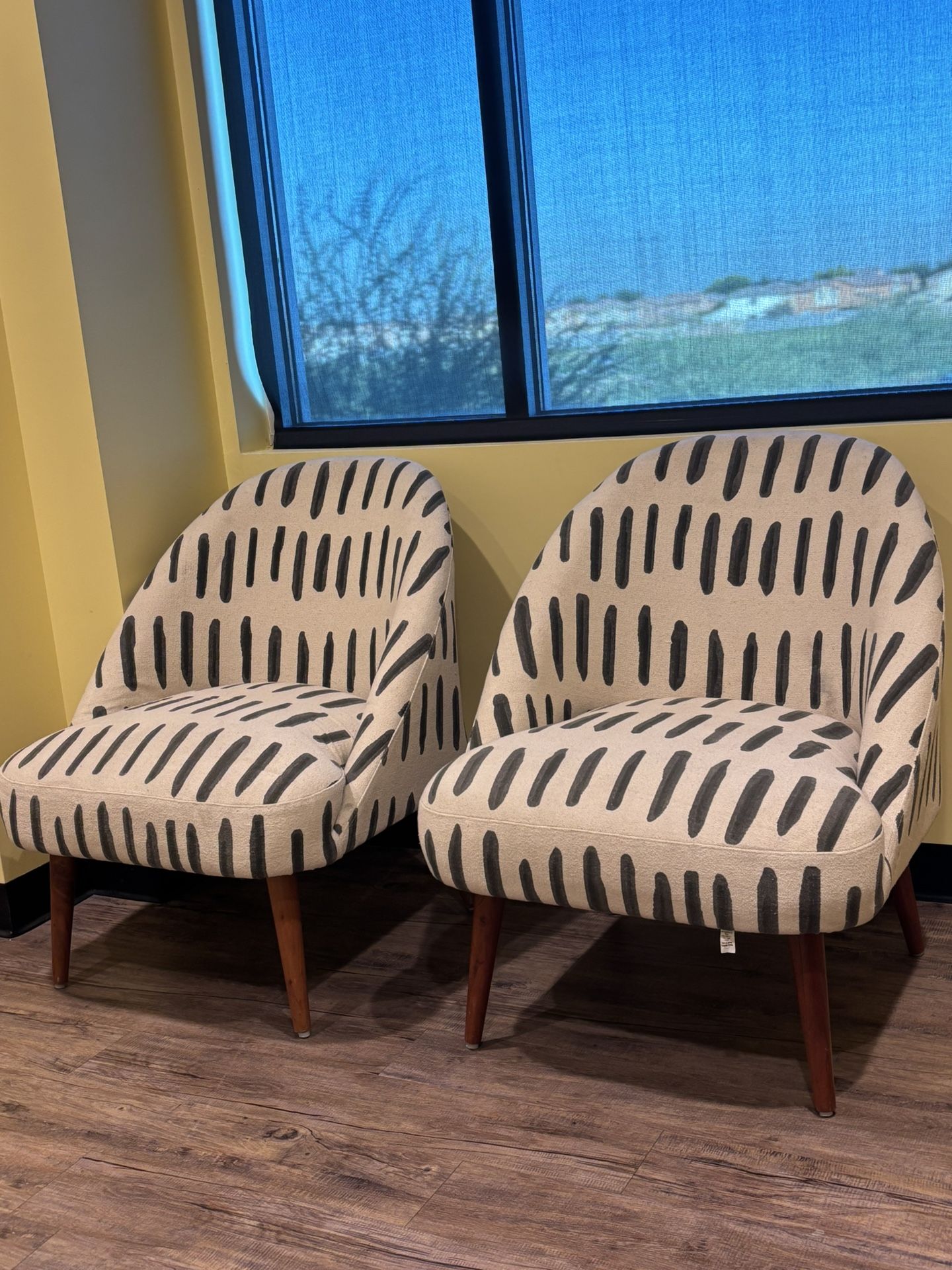 Accent Chairs